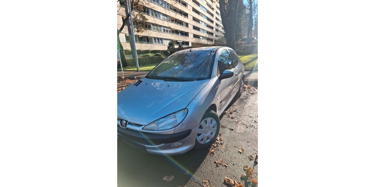 Peugeot 206 203.000 km 900 &euro; Reutlingen 72762