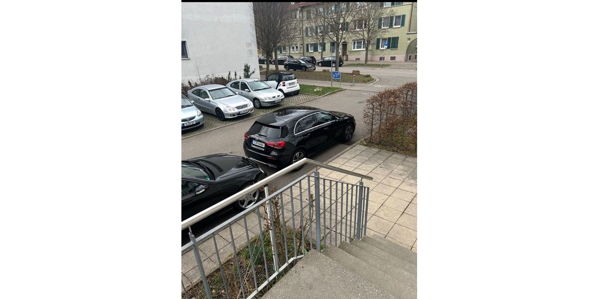 Mercedes-Benz A 180 31.500 km 25.899 &euro; Stuttgart 70469