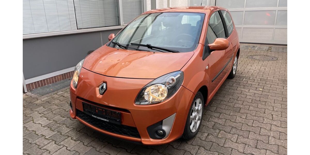 Renault Twingo 118.721 km 2.795 &euro; Stuttgart 70597