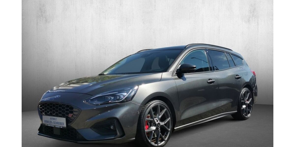 Ford Focus 25.668 km 29.990 &euro; Ludwigsburg 71636