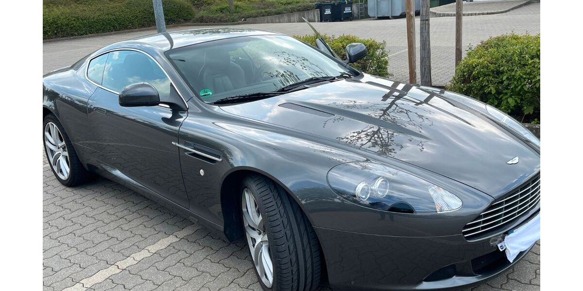 Aston Martin DB9 83.000 km 54.900 &euro; Nürtingen 72622