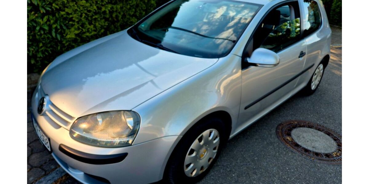 VW Golf 210.000 km 2.100 &euro; Filderstadt 70794