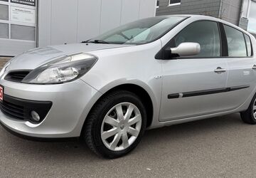 Renault Clio 79.000 km 5.600 &euro; Grafenau 71120
