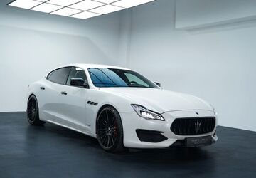 Maserati Quattroporte 74.169 km 49.990 &euro; Rottenburg am Neckar 72108