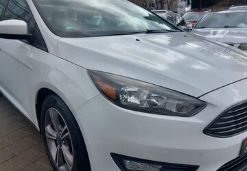 Ford Focus 103.241 km 5.499 &euro; Fellbach 70736