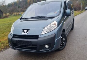 Peugeot Expert Tepee 240.000 km 4.499 &euro; Magstadt (in der Nähe von Stuttgart) 71106