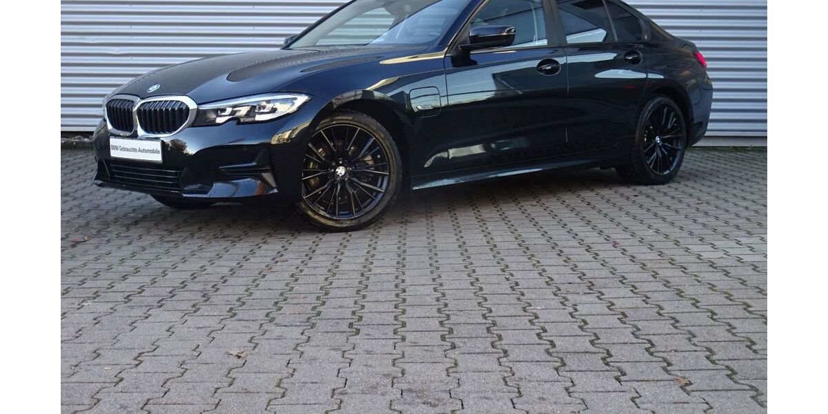 BMW 320 88.928 km 24.755 &euro; Bietigheim-Bissingen 74321