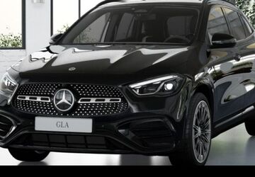 Mercedes-Benz GLA 200 14.000 km 44.450 &euro; Stuttgart 70372