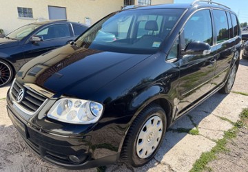 VW Touran 176.000 km 2.950 &euro; Sindelfingen/Stuttgart 71069