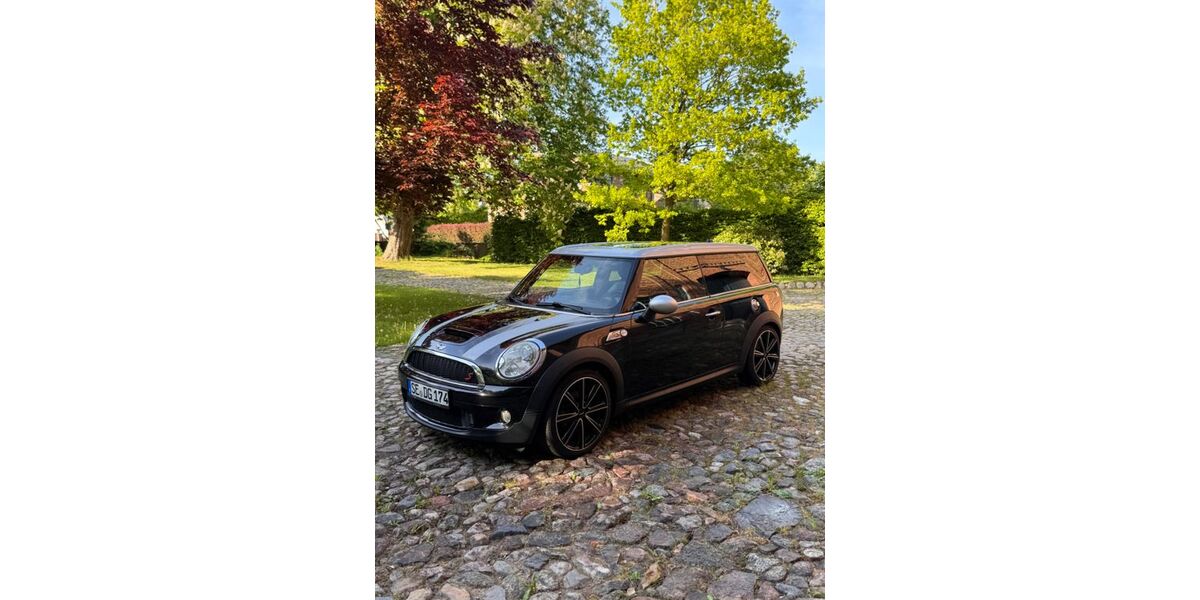 Mini Cooper S Clubman 135.300 km 11.000 &euro; Stuttgart 70184