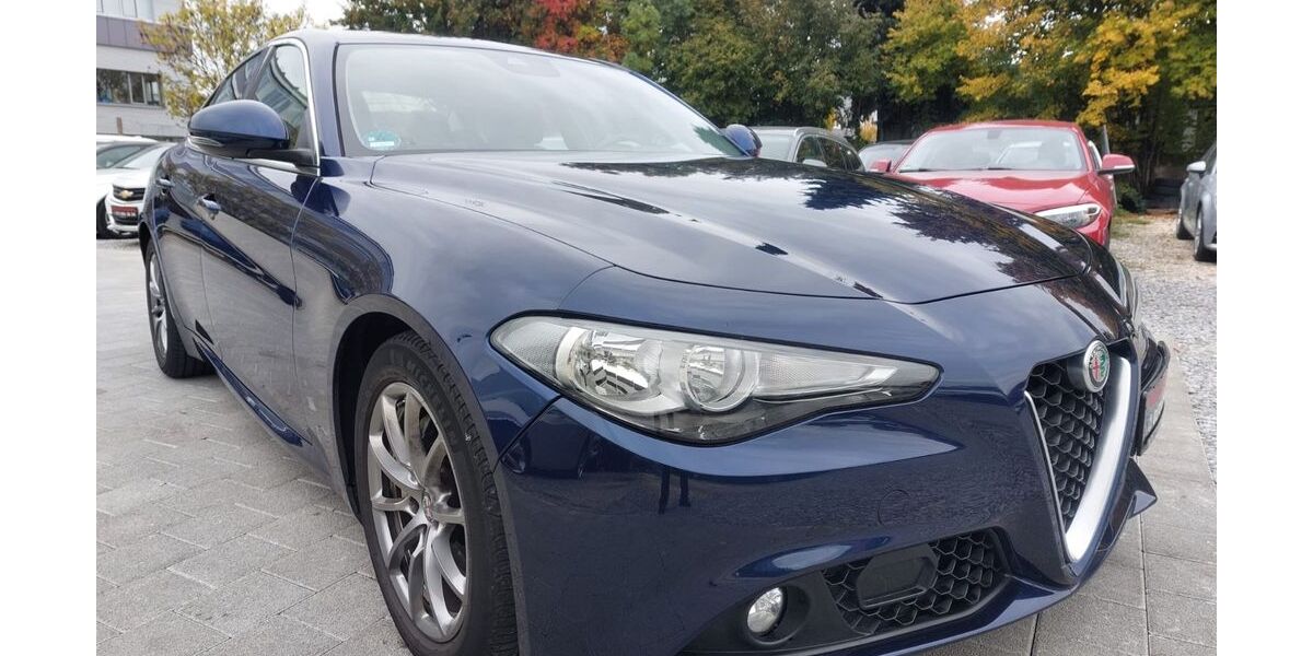 Alfa Romeo Giulia 203.495 km 11.500 &euro; Fellbach 70736