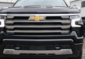 Chevrolet Silverado 15.498 km 73.990 &euro; Metzingen(NH) 72555