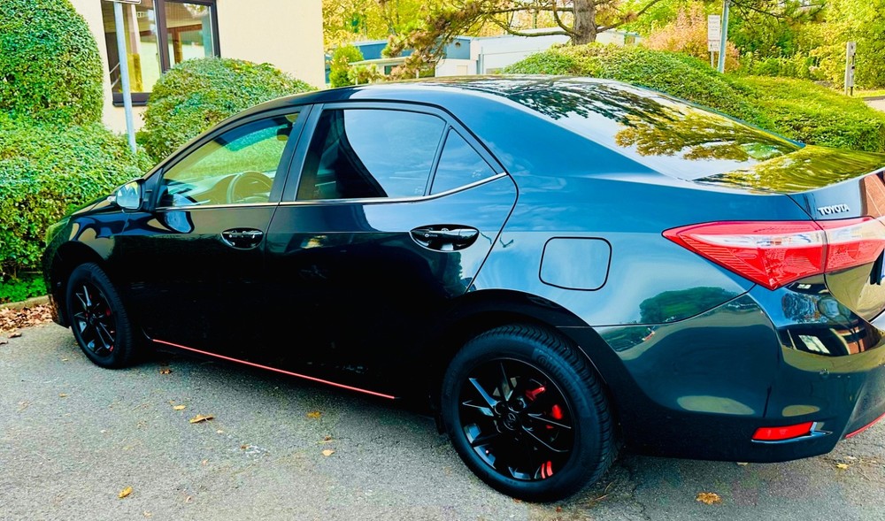 Toyota Corolla 143.000 km 11.800 &euro; Herrenberg 71083