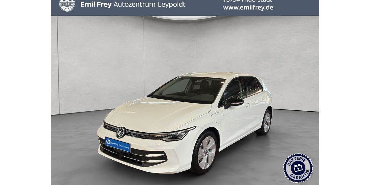 VW Golf 7.857 km 32.890 &euro; Filderstadt 70794
