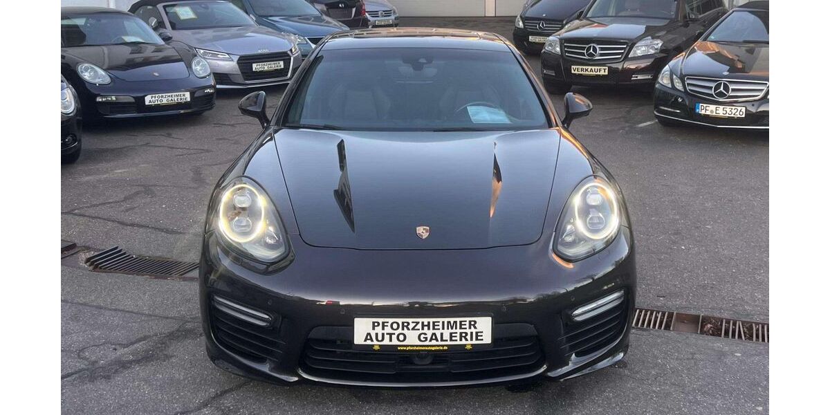 Porsche Panamera 133.161 km 35.950 &euro; Pforzheim 75179