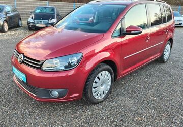 VW Touran 136.000 km 10.499 &euro; Reutlingen 72766