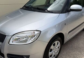 Skoda Fabia 107.000 km 2.500 &euro; Sindelfingen/Stuttgart 71069