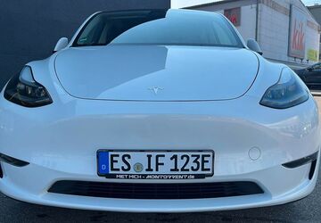 Tesla Model Y 71.000 km 32.900 &euro; Filderstadt 70794