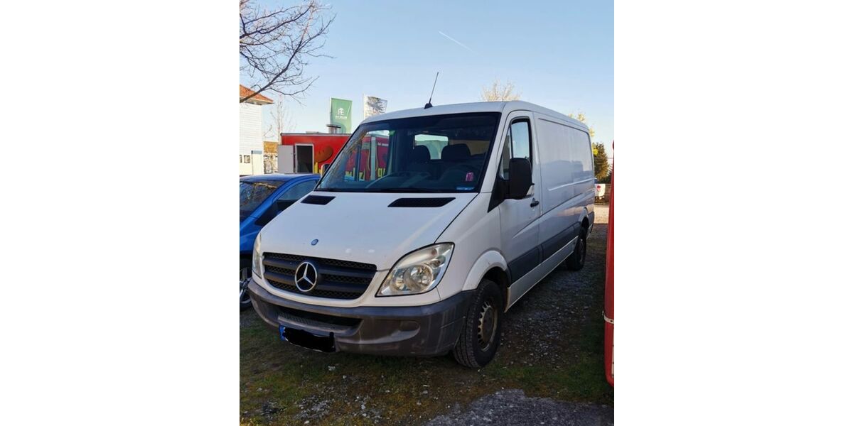 Mercedes-Benz Sprinter 221.847 km 7.999 &euro; Mötzingen 71159