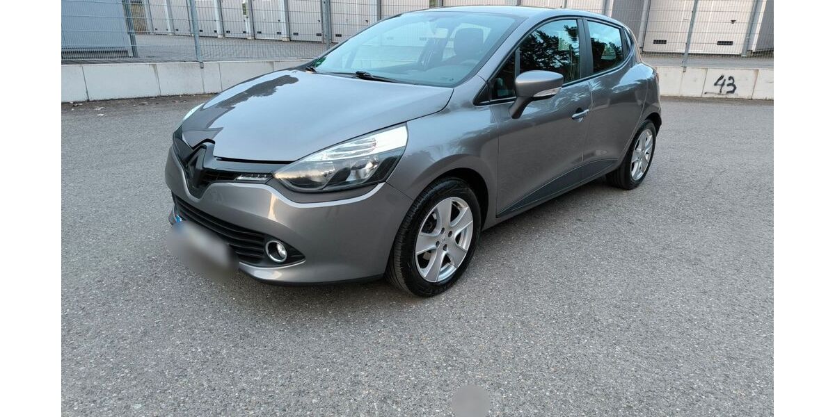 Renault Clio 146.000 km 6.000 &euro; Nagold 72202