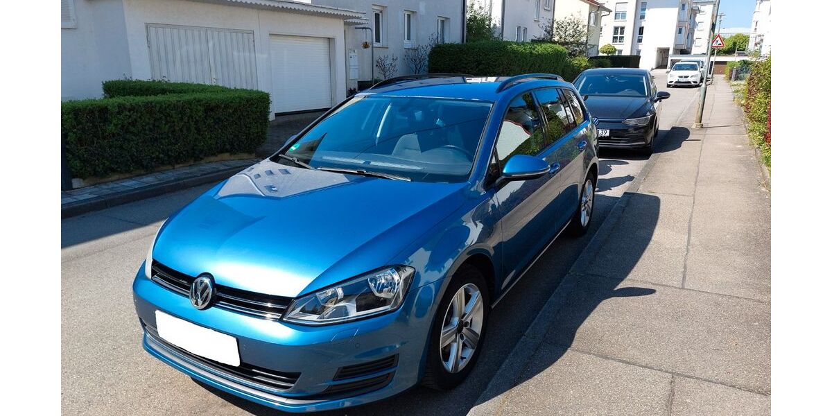 VW Golf 128.200 km 8.399 &euro; Sachsenheim 74343