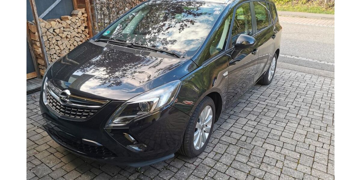 Opel Zafira Tourer 143.200 km 6.400 &euro; Vaihingen an der Enz 71665