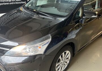 Toyota Verso 147.405 km 10.990 &euro; LEONBERG 71229