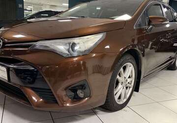 Toyota Avensis 147.000 km 10.398 &euro; Pforzheim 75179