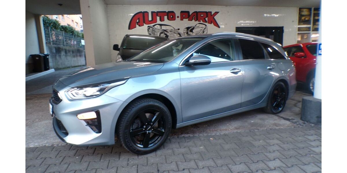 Kia ceed Sportswagon 106.000 km 13.890 &euro; Pforzheim 75172