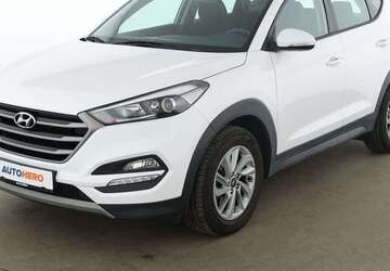 Hyundai TUCSON 59.045 km 15.590 &euro; Stuttgart 70195