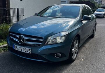 Mercedes-Benz A 180 73.000 km 11.600 &euro; Sindelfingen 71067