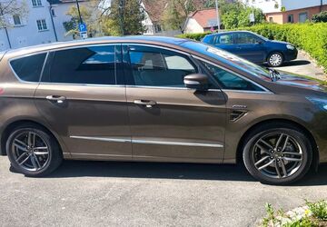 Ford S-Max 95.900 km 16.999 &euro; Metzingen 72555