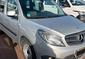 Mercedes-Benz Citan 196.000 km 7.999 &euro; Ditzingen 71254