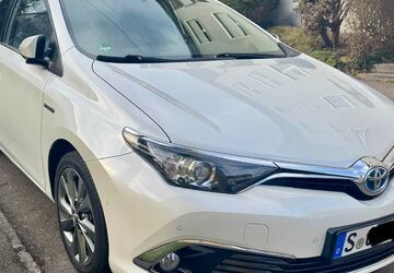 Toyota Auris 71.000 km 14.500 &euro; Stuttgart 70469