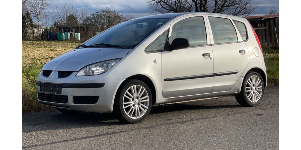 Mitsubishi Colt 120.000 km 2.900 &euro; Fellbach 70736