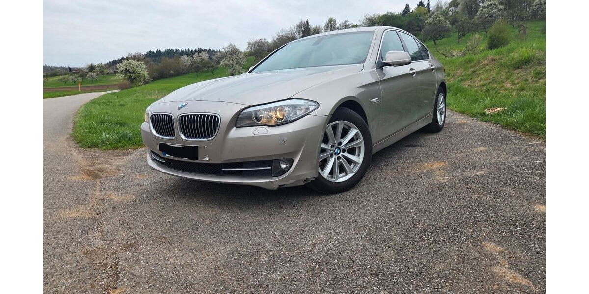 BMW 523 101.148 km 10.300 &euro; Leonberg 71229