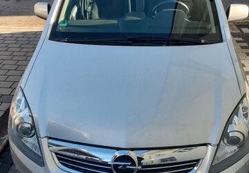 Opel Zafira 168.000 km 4.400 &euro; Rottenburg 72108