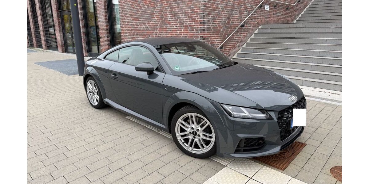 Audi TT 49.000 km 34.900 &euro; Stuttgart 70469