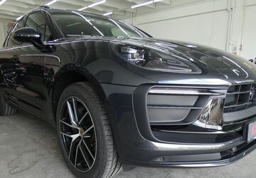 Porsche Macan 17.600 km 67.899 &euro; Metzingen 72555