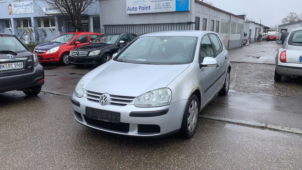 VW Golf 273.000 km 650 &euro; Fellbach-Stuttgart 70736