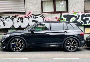 VW Tiguan 59.900 km 43.400 &euro; Stuttgart 70199