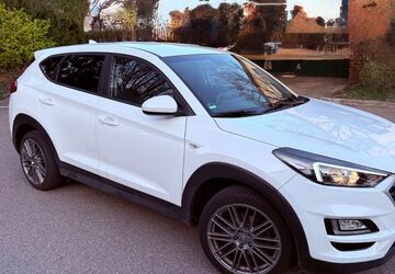 Hyundai TUCSON 141.000 km 16.100 &euro; Ditzingen 71254