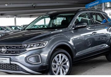 VW T-Roc 15.100 km 26.730 &euro; Stuttgart-Wangen 70188