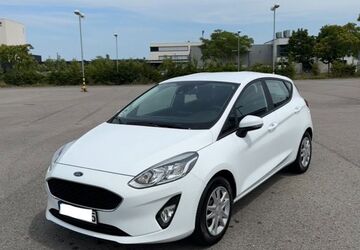 Ford Fiesta 35.000 km 12.250 &euro; Sindelfingen 71063