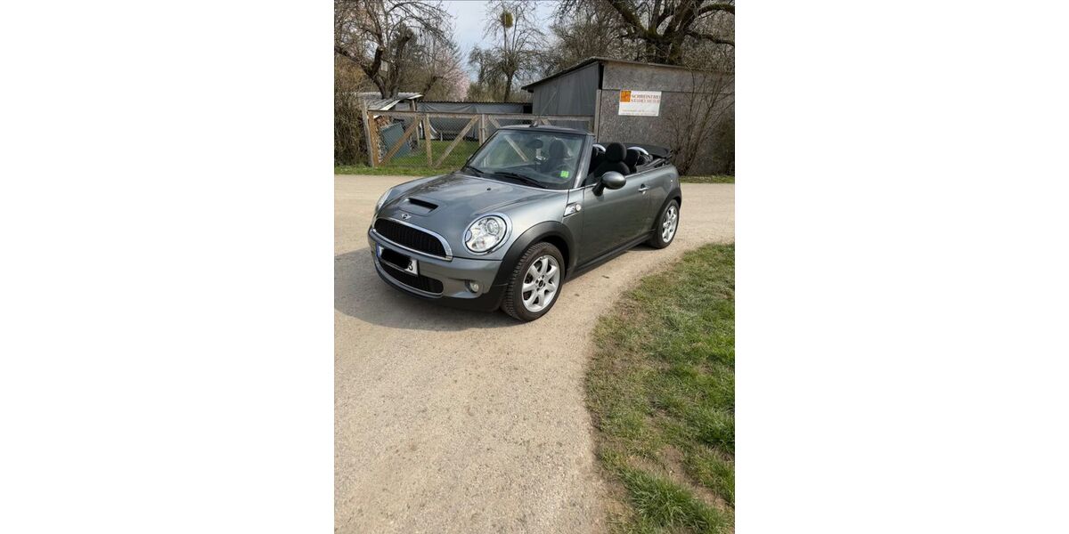Mini Cooper S Cabrio 139.000 km 8.100 &euro; Stuttgart 70563
