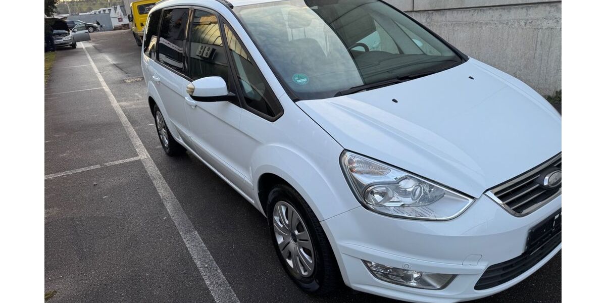 Ford Galaxy 197.000 km 6.300 &euro; Esslingen 73732