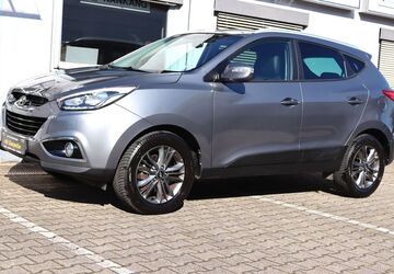 Hyundai ix35 97.652 km 9.190 &euro; Bietigheim Bissingen 74321