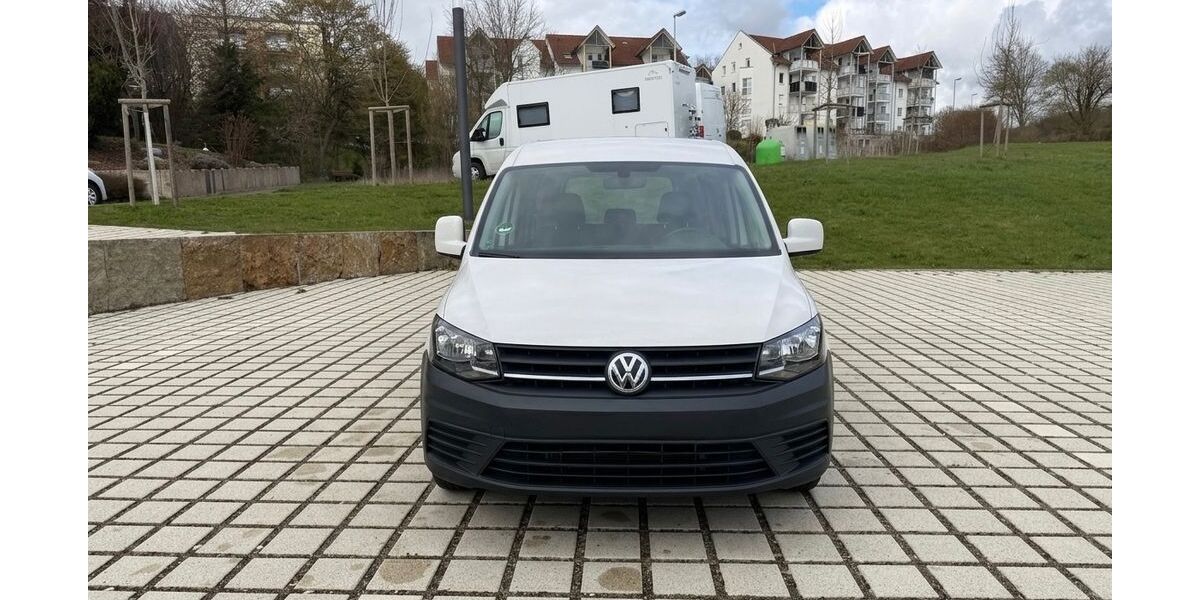VW Caddy Maxi 104.000 km 15.700 &euro; Ditzingen 71254