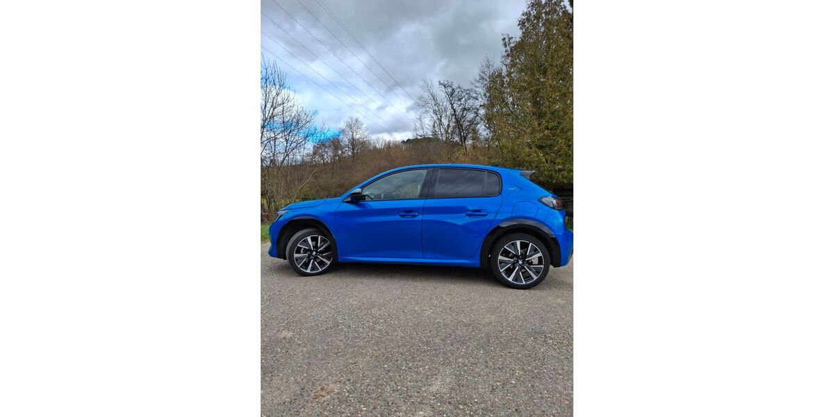 Peugeot 208 35.500 km 19.990 &euro; Vaihingen Enz 71665