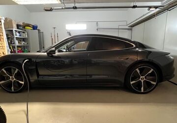 Porsche Taycan 29.500 km 79.900 &euro; Stuttgart 70193